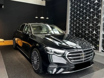 Mercedes Klasa E W214 Sedan 2.0 200 204KM 2026 E Klasa 200 4-Matic Exclusive 2.0 (204KM) 2026, zdjęcie 1