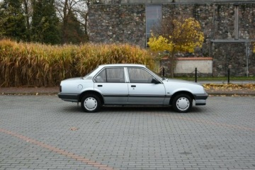 Opel Ascona C Sedan 1.6 N 75KM 1986 Opel Ascona SEDAN 1.6 BENZYNA 75KM 1986r. 138tkm, zdjęcie 5
