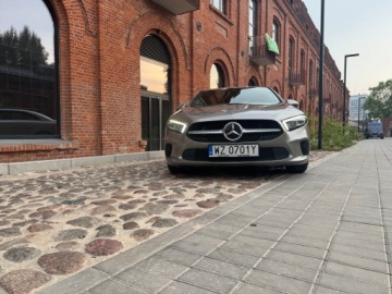 Mercedes Klasa A W177/V177 Sedan 2.0 220 190KM 2019 Mercedes-Benz A220 4MATIC Sedan 2019 | Salon Polska | 2.0 benzyna 190 KM, zdjęcie 20