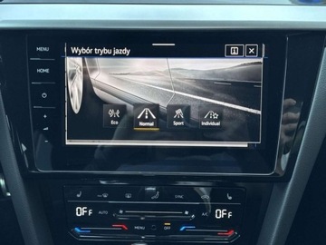 Volkswagen Arteon Fastback Facelifting 2.0 TSI 190KM 2024 Volkswagen Arteon R-Line Reflektory LED Keyless Lane Assist Tempomat Cyfro, zdjęcie 26