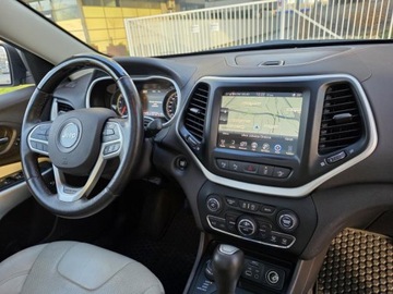 Jeep Cherokee V Terenowy 3.2 V6 272KM 2017 JEEP CHEROKEE Overland V6 3.2l benzyna 272KM 4X4 Salon PL LPG Wentylacja, zdjęcie 7