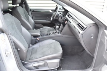 Volkswagen Arteon Fastback Facelifting 2.0 TSI 190KM 2022 Volkswagen Arteon R-Line 190 KM TSI DSGDCCLEDAmbientePakietZimowy VAT 23, zdjęcie 37