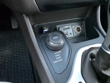 Jeep Cherokee V Terenowy 3.2 V6 272KM 2017 JEEP CHEROKEE Overland V6 3.2l benzyna 272KM 4X4 Salon PL LPG Wentylacja, zdjęcie 17