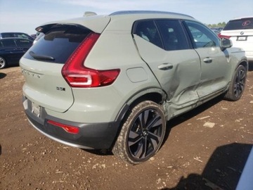 Volvo XC40 2023 Volvo XC 40 2023, 2.0L, 4x4, ULTIMATE, od ubezpieczalni, zdjęcie 4
