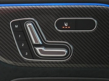 Mercedes GLA II Off-roader AMG Facelifting 2.0 35 306KM 2025 MERCEDES-BENZ GLA AMG 35 4-Matic Suv 2.0 (306KM) 2025, zdjęcie 9