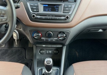 Hyundai i20 II Coupe 1.2 MPI 84KM 2016 Hyundai i20 1,2 85KM KLIMA Tempomat As. Pasa Bezwypadkowy Super stan, zdjęcie 17