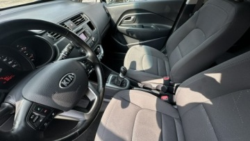 Kia Rio III Hatchback 3d 1.4 DOHC CVVT 109KM 2014 Kia Rio Benzyna Zarejestrowany Ubezpieczony, zdjęcie 24