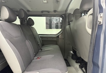 Opel Vivaro A Combi L1 2.0 CDTI 115KM 2013 Opel Vivaro 9 miejsc Klima Grzane Fotele Zamiana Zamiana Gwarancja Raty 2.0, zdjęcie 16