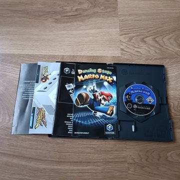Танцующая сцена Mario Mix Gamecube Game Cube
