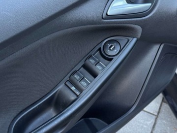 Ford Focus III Kombi 1.0 EcoBoost 100KM 2012 Ford Focus 1.0 Benz Zadbany Nowy rozrzad Benzyna 100KM, zdjęcie 10