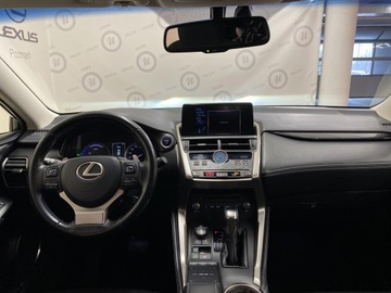 Lexus NX I SUV 300h 197KM 2017 Lexus NX 300h Elegance AWD I (2014-2021) 300h Eleg, zdjęcie 9
