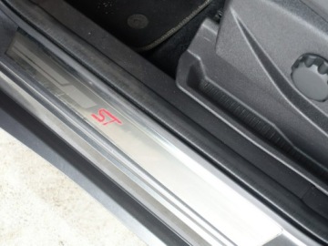 Ford Kuga II SUV Facelifting 2.0 TDCi 150KM 2017 Ford Kuga 2.0 TDCi ST-Line/4X4/Automat/Panorama, zdjęcie 14