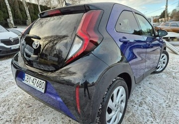 Toyota Aygo X 1.1 VVT-i 72KM 2022 Toyota Aygo X SalonPolska Tylko 4500 Km PelenSerwis JakNowy Benzyna, zdjęcie 1