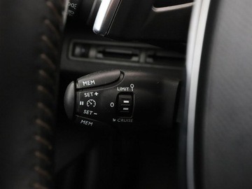 Peugeot 5008 II Crossover 1.2 PureTech 130KM 2019 Peugeot 5008 7 os. automat virtual cocpit klima, zdjęcie 32