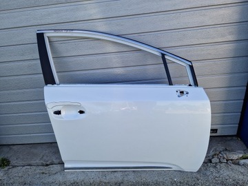 AVENSIS T27 FACELIFT - DVEŘE PŘEDNÍ PRAVÉ