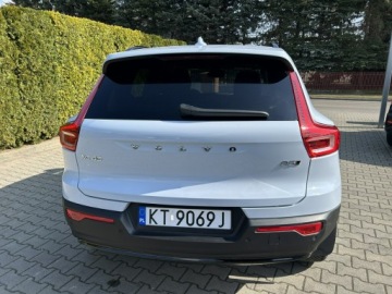 Volvo XC40 Crossover Facelifting 2.0 B5 250KM 2023 Volvo XC 40 B5 AWD R-Design, zdjęcie 11