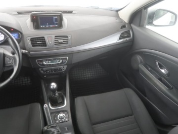 Renault Megane III Grandtour Facelifting 2013 Energy dCi 130KM 2014 Renault Megane 1.6 dCi, Salon Polska, Navi, Klima, zdjęcie 7