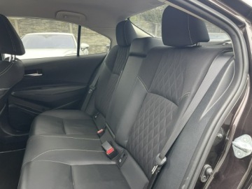 Toyota Corolla XII Sedan 1.8 Hybrid 122KM 2019 Toyota Corolla Hybryda Automat Podgrz Kamera, zdjęcie 11