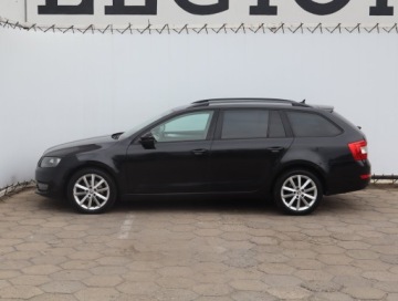 Skoda Octavia III Kombi 2.0 TDI CR DPF 150KM 2014 Skoda Octavia 2.0 TDI, Salon Polska, Navi, Xenon, zdjęcie 2