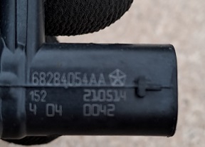 DODGE DURANGO 5.7 HEMI RT SENZOR NÁRAZY 3 ŘADA LEVÝ 2021-