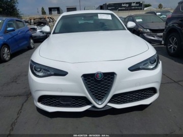 Alfa Romeo Giulia II 2019 Alfa Romeo Giulia Giulia sport rwd 2.0 Benzyna 280KM, zdjęcie 6