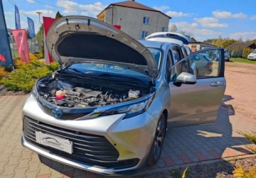 Toyota Sienna III 2021 Toyota Sienna 2.5 HSD HYBRYDA Gwarancja 83 tys. km Zobacz 2.7 Benzyna, zdjęcie 29