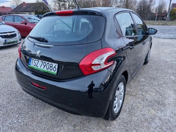 Peugeot 208 I Hatchback 3d 1.2 VTI 82KM 2012 Peugeot 208 Sliczny 1.2 benzyna 255tys km zarejestrowany Bogata wersja g, zdjęcie 8