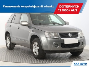 Suzuki Grand Vitara II SUV 2.0 i 16V 140KM 2006 Suzuki Grand Vitara 2.0, 4X4, Automat, Klima