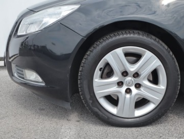 Opel Insignia I Sports Tourer 2.0 CDTI ECOTEC 160KM 2011 Opel Insignia 2.0 CDTI, Klima, Klimatronic, zdjęcie 14