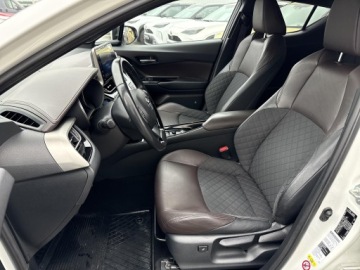 Toyota C-HR I Crossover 1.8 Hybrid 122KM 2017 Toyota C-HR 1.8 Hybrid Prestige 1.8 Hybrid Prestig, zdjęcie 12