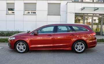 Ford Mondeo V Kombi Facelifting 2.0 EcoBlue 190KM 2019 Ford Mondeo SW 2019 r. 2,0TDCI(190KM) Automat Lift Salon PL 1 wl. Bezwypad, zdjęcie 1