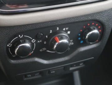 Dacia Lodgy Minivan 1.6 84KM 2015 Dacia Lodgy 1.6 8V, Salon Polska, GAZ, Klima, zdjęcie 11