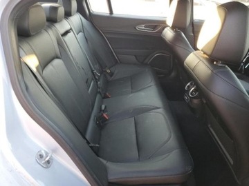 Alfa Romeo Giulia II Sedan Facelifting 2.0 Turbo 280KM 2022 Alfa Romeo Giulia Alfa Romeo Giulia, od ubezpieczyciela 2.0 Benzyna 280KM, zdjęcie 9