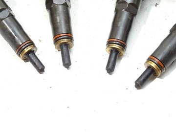 БЛОК ИНЖЕКТОРОВ VW Golf V 1.9TDI 0414720215