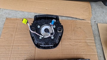BMW 5 G30 G31 DESKA KONZOLA AIRBAG ULOŽENÍ PÁSY ORIGINÁLNÍ EU.