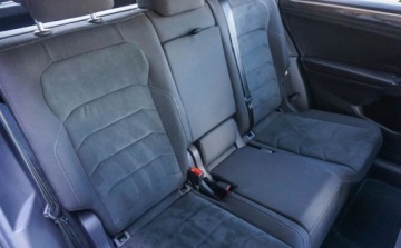 Volkswagen Tiguan Allspace SUV 2.0 TSI 190KM 2020 Volkswagen Tiguan Allspace Volkswagen Tiguan Allspace R-line 2.0TSI 190KM, zdjęcie 28