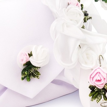 НАБОР ДЛЯ ПРИЧАСТИЯ - СУМКА С МОРЗИНОМ, ВЕНОК, СВЕЧА С КАПЕЛЬНИЦЕЙ И УКРАШЕНИЕМ