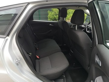 Ford Focus III Hatchback 5d facelifting 1.6 Ti-VCT 85KM 2015 Ford Focus 1.6 16V Benzyna Klima Podgrz. szyby, zdjęcie 17
