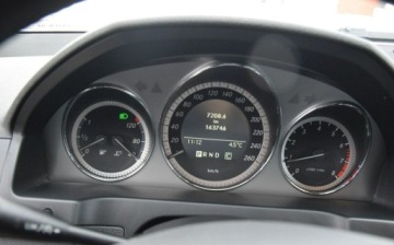 Mercedes Klasa C W204 Limuzyna 1.8 180 CGI BlueEFFICIENCY 156KM 2010 Mercedes-Benz Klasa C 1.8B Automat 2KPL KOL PDC Hak Oryginal Lakier Sprowa, zdjęcie 22