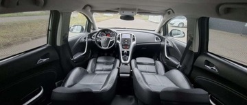 Opel Astra J Hatchback 5d 1.6 Turbo ECOTEC 180KM 2009 Opel Astra Opel Astra 1.6 Turbo Cosmo 1.6 Benzyna 180KM, zdjęcie 8