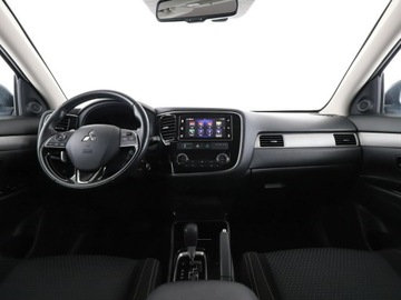 Mitsubishi Outlander III SUV Facelifting 2017 2.0 150KM 2017 Mitsubishi Outlander automat tempomat grzane, zdjęcie 14