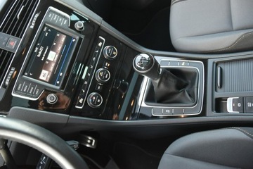 Volkswagen Golf VII Hatchback 5d Facelifting 1.4 TSI 125KM 2017 Volkswagen Golf Allstar 1.4TSi 125KM Manual 2017r., zdjęcie 9