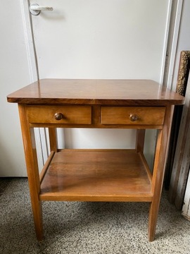 РАДИО СТОЛИК ВИНТАЖ ПРЛ