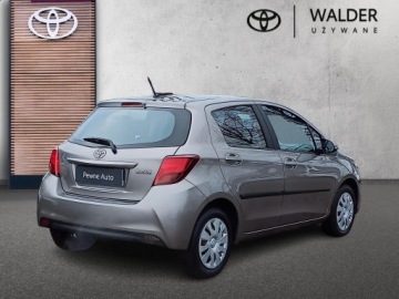 Toyota Yaris III Hatchback 5d Facelifting 1.33 Dual VVT-i 99KM 2015 Toyota Yaris 1.33 Premium III (2011-2019) 1.33VVT-, zdjęcie 4