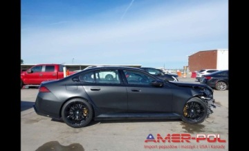 BMW Seria 5 G90-91 M Sedan 4.4 V8 727KM 2024 BMW M5 _G90_727 KM_Najnowszy model_845 Km przebiegu 4.4 Hybryda Plug-in, zdjęcie 4