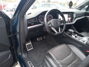 Volkswagen Touareg III SUV 3.0 V6 SCR TDI 286KM 2021 Volkswagen Touareg 3.0 4Mot R-Line NAJEM 3 LATA-34, zdjęcie 9