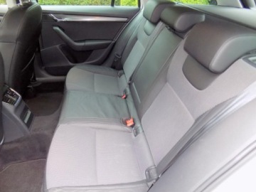 Skoda Octavia III Kombi Facelifting 2.0 TDI 150KM 2019 SKODA OCTAVIA 2,0 TDI 150 KM BEZWYPADKOWY LED DSG, zdjęcie 17