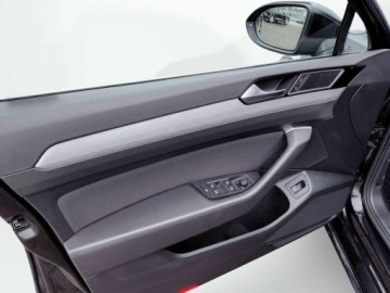 Volkswagen Passat B8 Variant Facelifting 2.0 TDI SCR 150KM 2021 Volkswagen Passat Variant Faktura VAT Hak Navi Grzane fotele 2.0 Diesel, zdjęcie 8