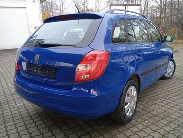 Skoda Fabia II Kombi 1.2 70KM 2008 Skoda Fabia 1.2 Combi PROSTA benzyna KLIMATYZACJA 157 tys. przebiegu 1.2, zdjęcie 11