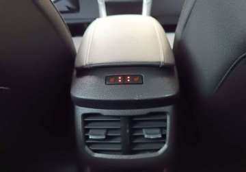 Ford Mondeo V Sedan Facelifting 2.0 EcoBlue 150KM 2021 Ford Mondeo 2.0 EcoBlue 150KM Automat SalonPL SerwisASO Gwarancja Vat-Marza, zdjęcie 28